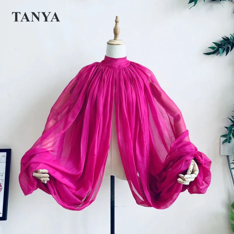 Hot Roze Zijde Chiffon Wedding Mantel Puffy Mouwen Jacket Bridal Accessoires Korte Bolero Shawl Gratis Size Hoge Hals Met Knoppen