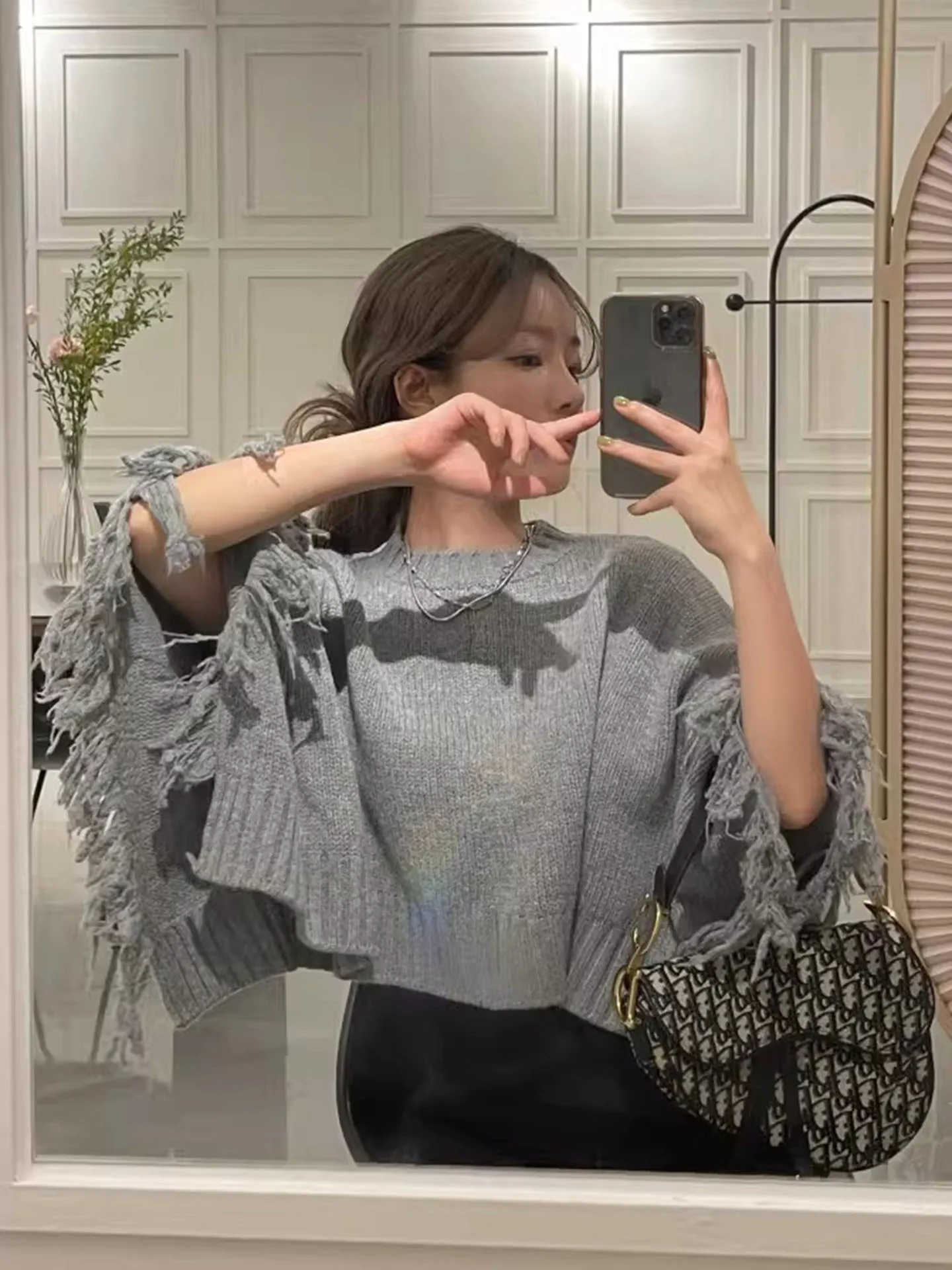 

Весенний новый дизайн: женский вязаный свитер с бахромой, однотонный, с воротником-хомутом, повседневный топ, модный, для города