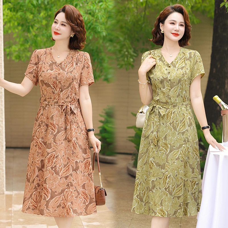 

Женское шифоновое платье с коротким рукавом, круглым вырезом и цветочным принтом