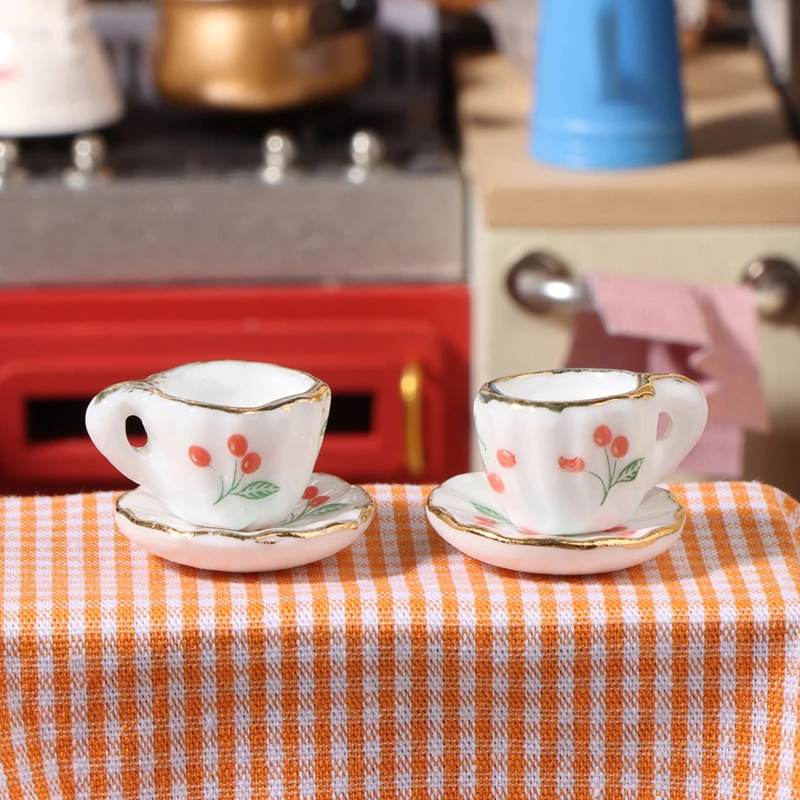 Juego de Taza de cerámica de cereza en miniatura para casa de muñecas, 1 Juego, 1:12, modelo de platillo, vajilla de cocina para decoración de casa de muñecas, juguetes de juego de simulación para niños