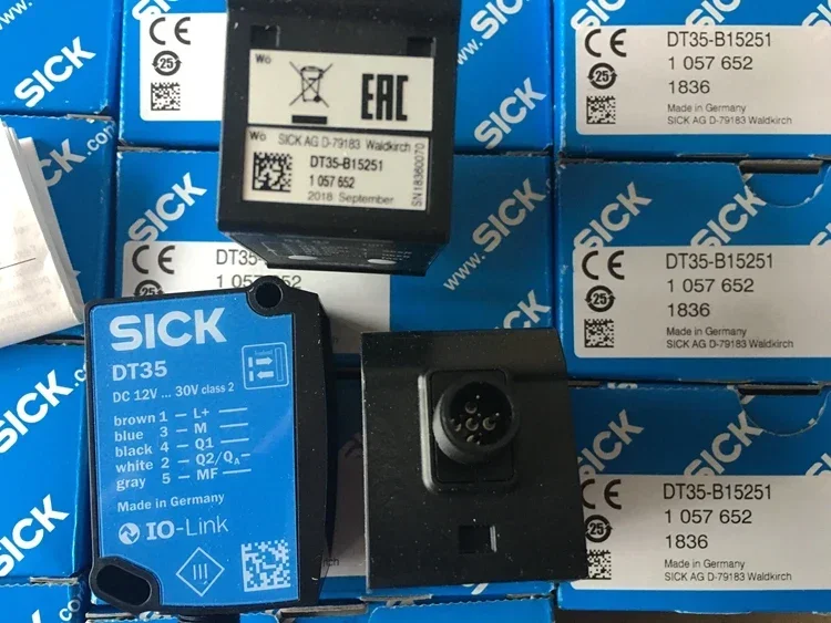 DT35-B15251 DT35-B15251 AGV  100%  new and original