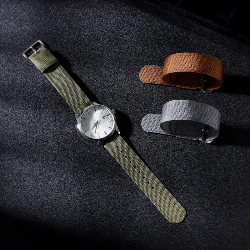 20mm 22mm Canvas Nylon Strap Replacement Flat Interface Universal Waterproof Watch Band Bracelet Watch Accessories with Tools