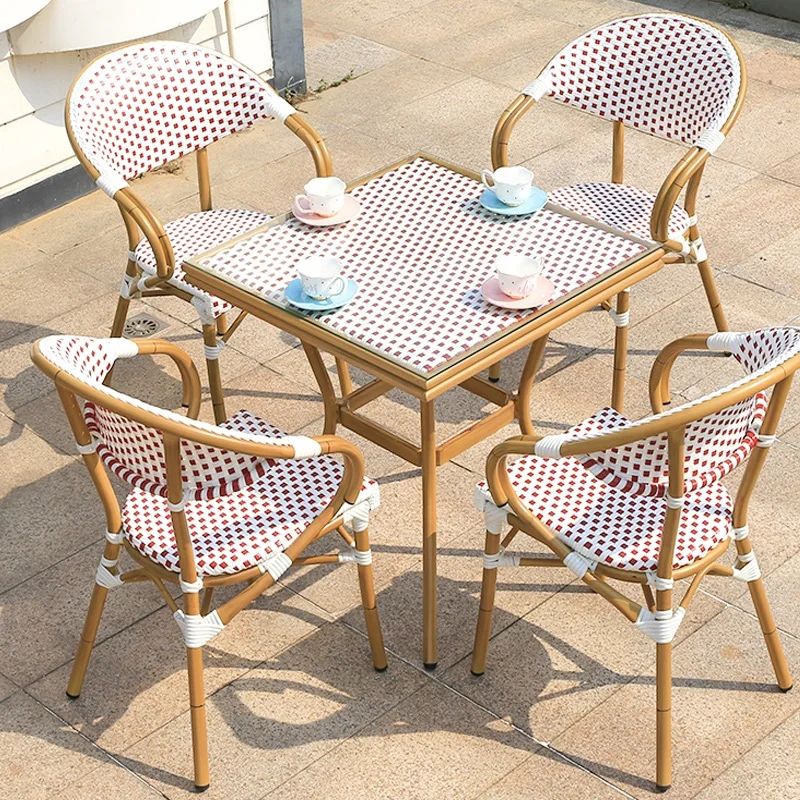 2021 mobili da esterno in Rattan economici Set di mobili in Rattan/vimini Set tavolo e sedia da giardino