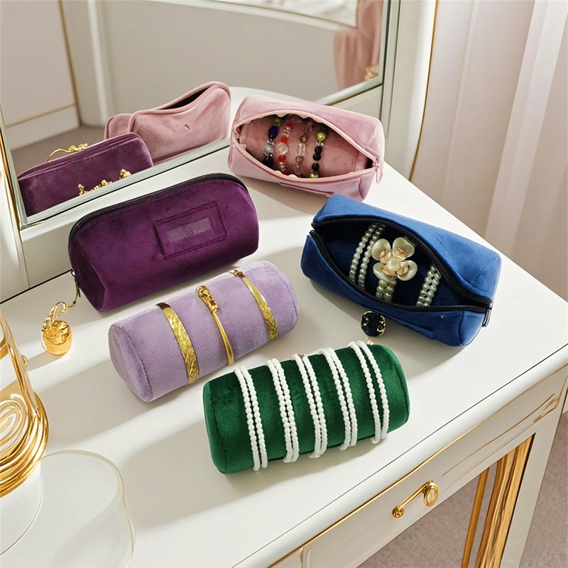 

Soft Velvet Jewelry Roll Bag Travel Pouch - Protective Organizer for Watches Bracelets, Mini Storage Bag for Travel
