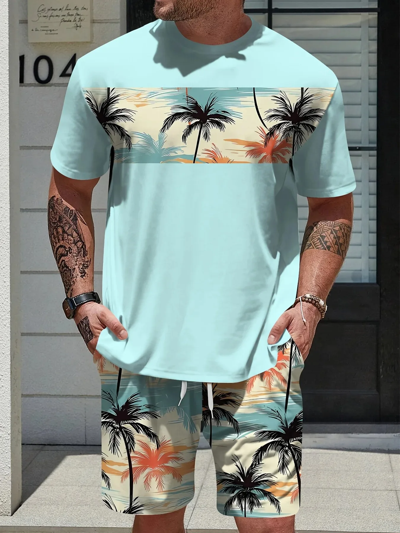 

Men's Beach Summer Set 2-Piece Casual Outfit with Light Blue Palm Tree Print T-Shirt and Shorts for Vacation & Resort Wear