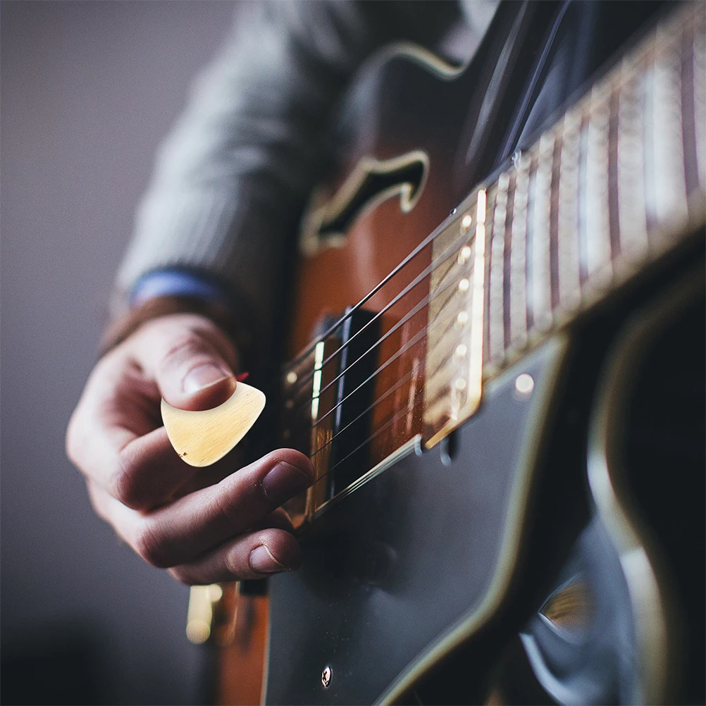 

6pcs Folk Electric Guitar Picks Durable Compact Bass Plectrums Smooth Surface Light Weight Guitar Accessories Stringed