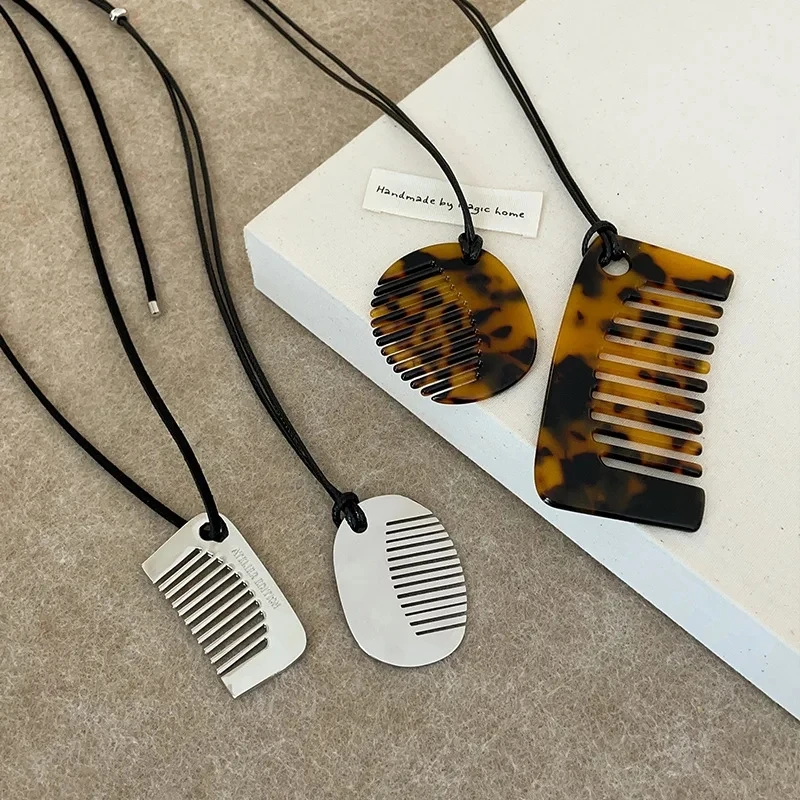 Korean Niche Leopard Print Vinegar Comb Pendant, Black Rope Necklace Women Design Sweater Chain for Girl Party Gifts