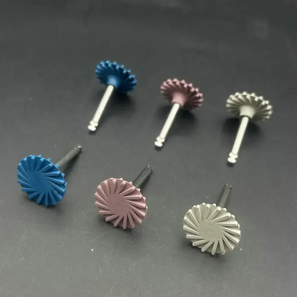 6 Teile/schachtel Dental Verbund Harz Polieren Disc Gummi Polierer 14mm Rad 3 Farben Spirale Flex Pinsel Zahnmedizin Instrument