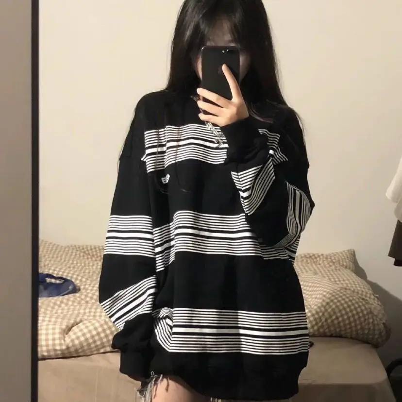 Autumn Stripe Sweatshirt Women Thin Sweatshirt Streetwear Women Harajuku Oversize Pullovers Korean Fashion Long Sleeve Black Top