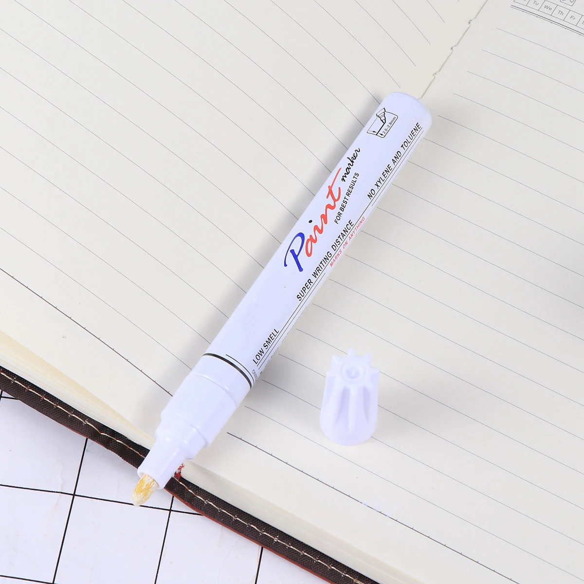 

Car Scratch Pen Premium Touch Up Paint Marker Durable For Metal Glass Automotive Touch-Up Paint Wood Stone Plastic