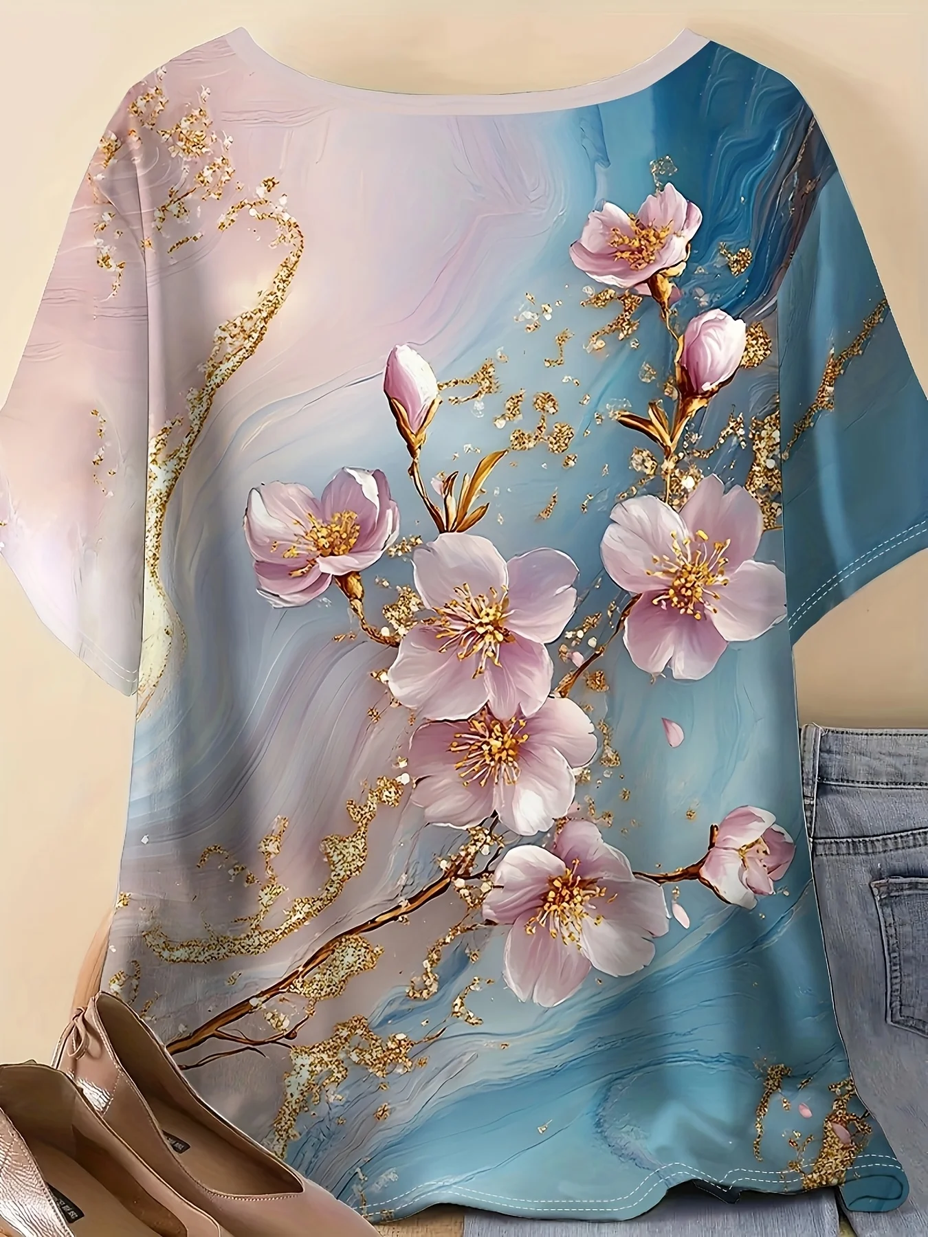 Women Short Sleeve T‑Shirt Marble Gradient Background Magnolia Flower Golden Foil Print Round Neck Loose Summer Casual Tops