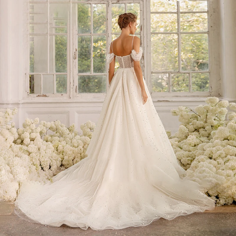 Vestido de novia elegante con tirantes finos, línea A, con encaje de perlas, largo hasta el suelo, sin espalda, para mujer de talla grande