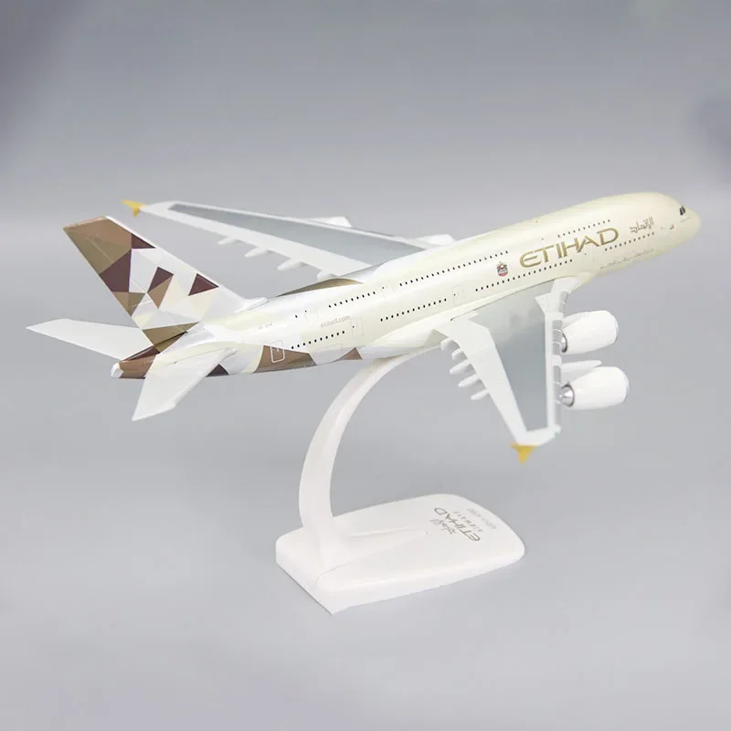 Nuevo 1/250 escala A380 ETIHAD avión de línea aérea plástico ABS montaje avión modelo aviones juguete colección exhibición regalos Fans
