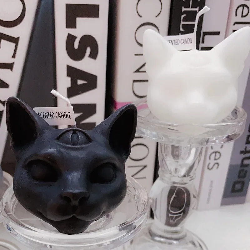 7.5x7cm Three-eyed Cat Scented Candle, Halloween Decoration, Dark Cat Decoration Candle