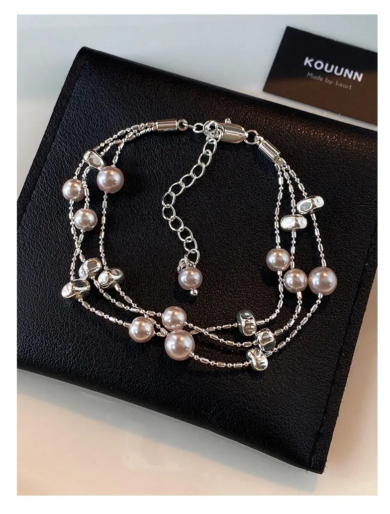Manta Rose Lila Imitationsperlen Metall Dreischichtige Silberfarbene Armbänder für Frauen Luxus-Schmuck Stilvolles Handgelenk-Accessoire – Detail 12