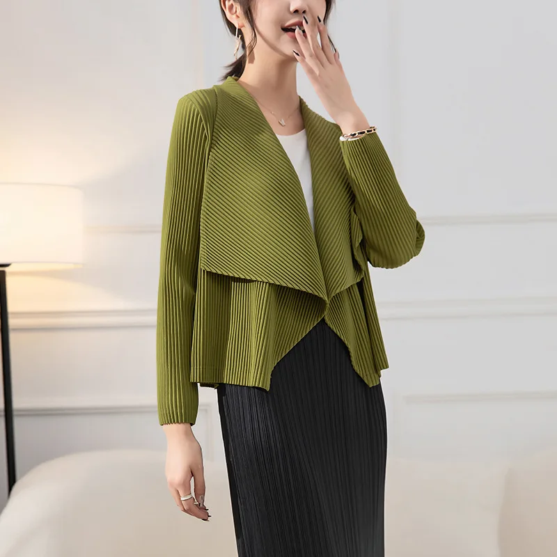 miyake Pleated Coat for Women 2022 Autumn and Winter New Short Long Sleeve Loose Temperament Large Lapel Hem Cardigan Top Thick