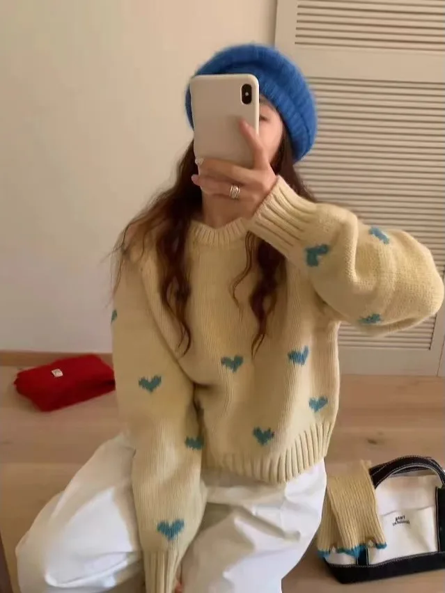 

Ladies' round Neck Knitted Sweater Embroidered Heart Design Loose Fit Autumn Winter New Style Casual Comfortable Outerwear