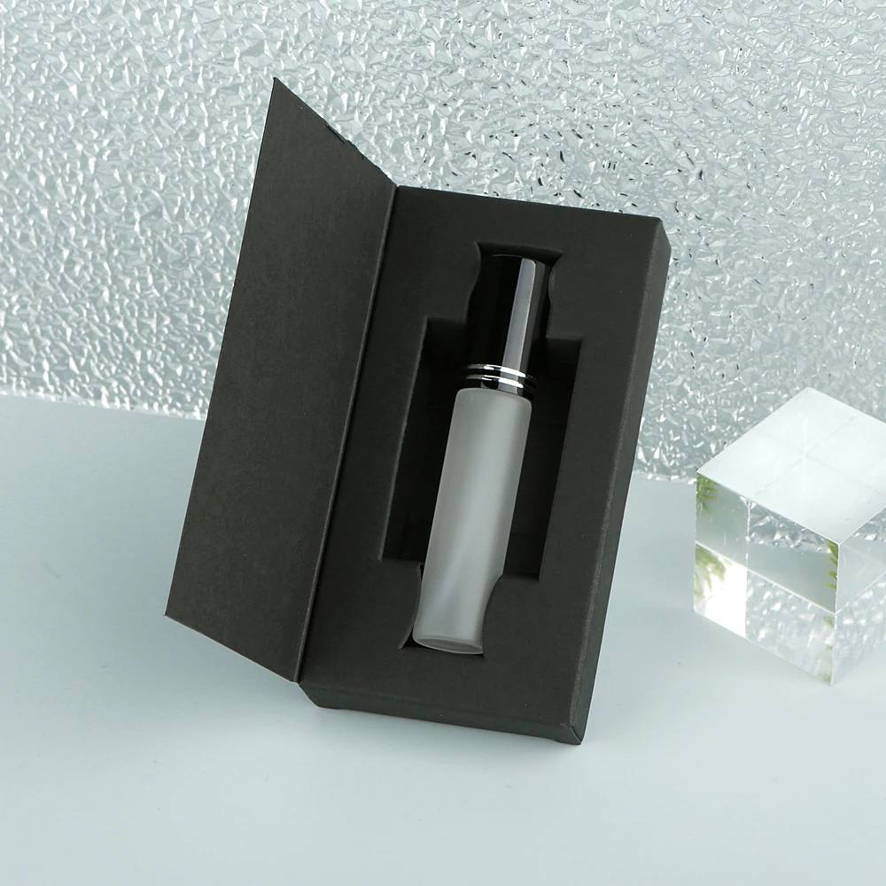 30 SZTUK 10ml wysokiej jakości matowych białych szklanych butelek na perfumy z rozpylaczem, drobna mgiełka, szczelne, wielokrotnego użytku, z wykwintnymi pudełkami