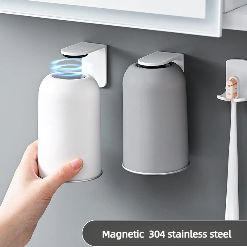 Bicchiere per collutorio magnetico con supporto a parete in acciaio_voghion.com