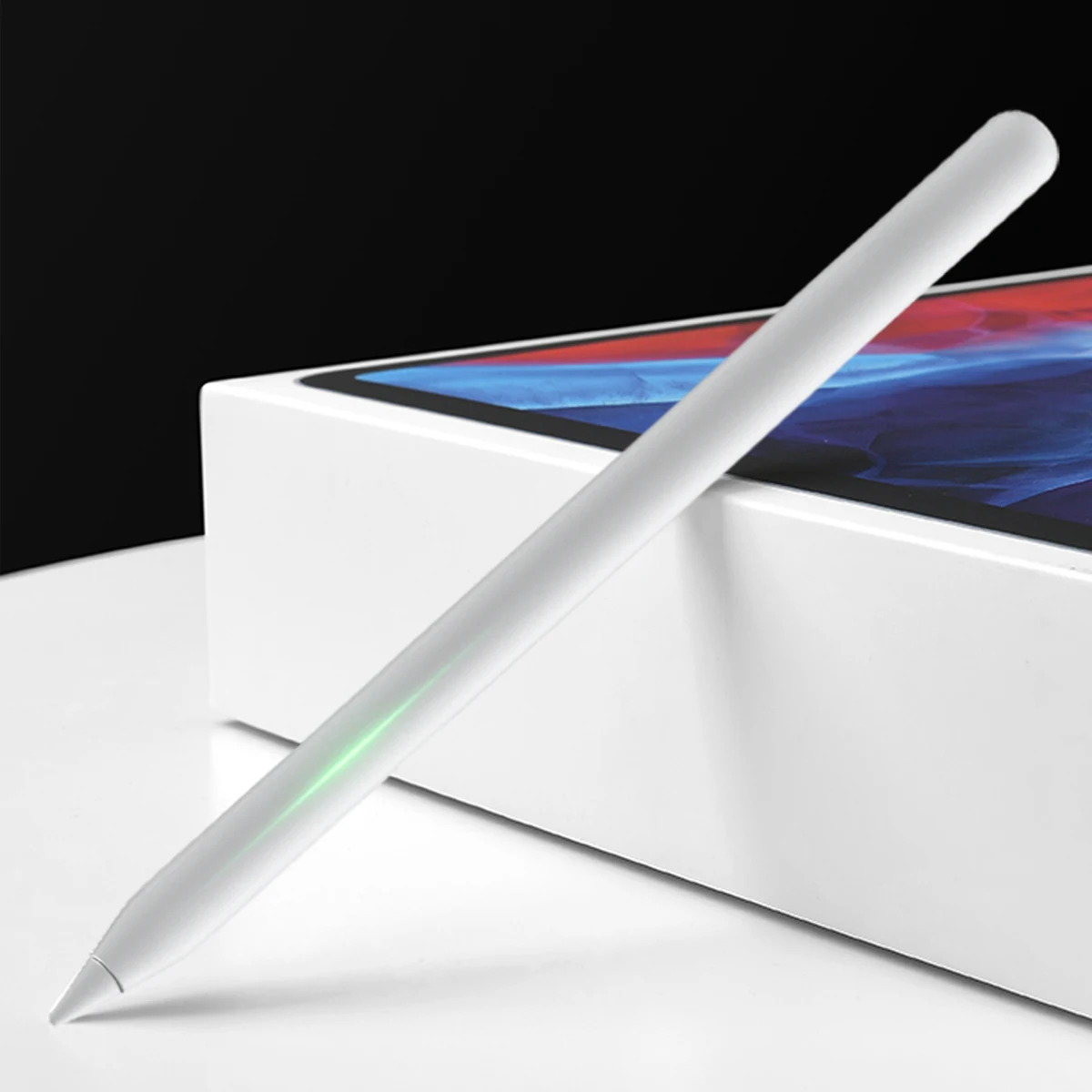 

13 минут быстрой зарядки стилус для iPad с функцией наклона. Прикрепление на магнитах при подаче пальмы. Цифровой дисплей питания