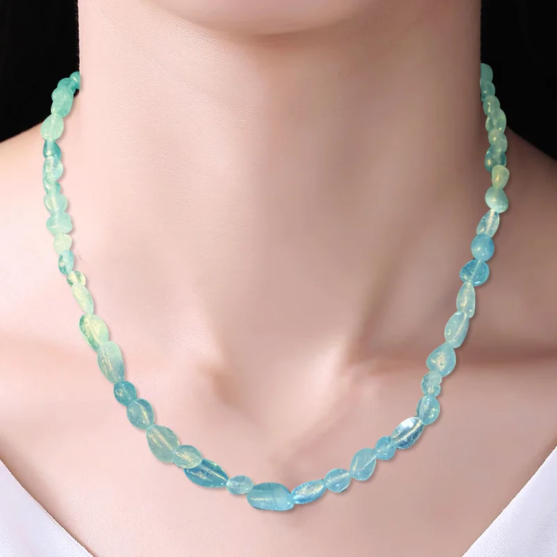 

Aquamarine necklace simple white niche design ins tide collarbone chain little fairy fashion