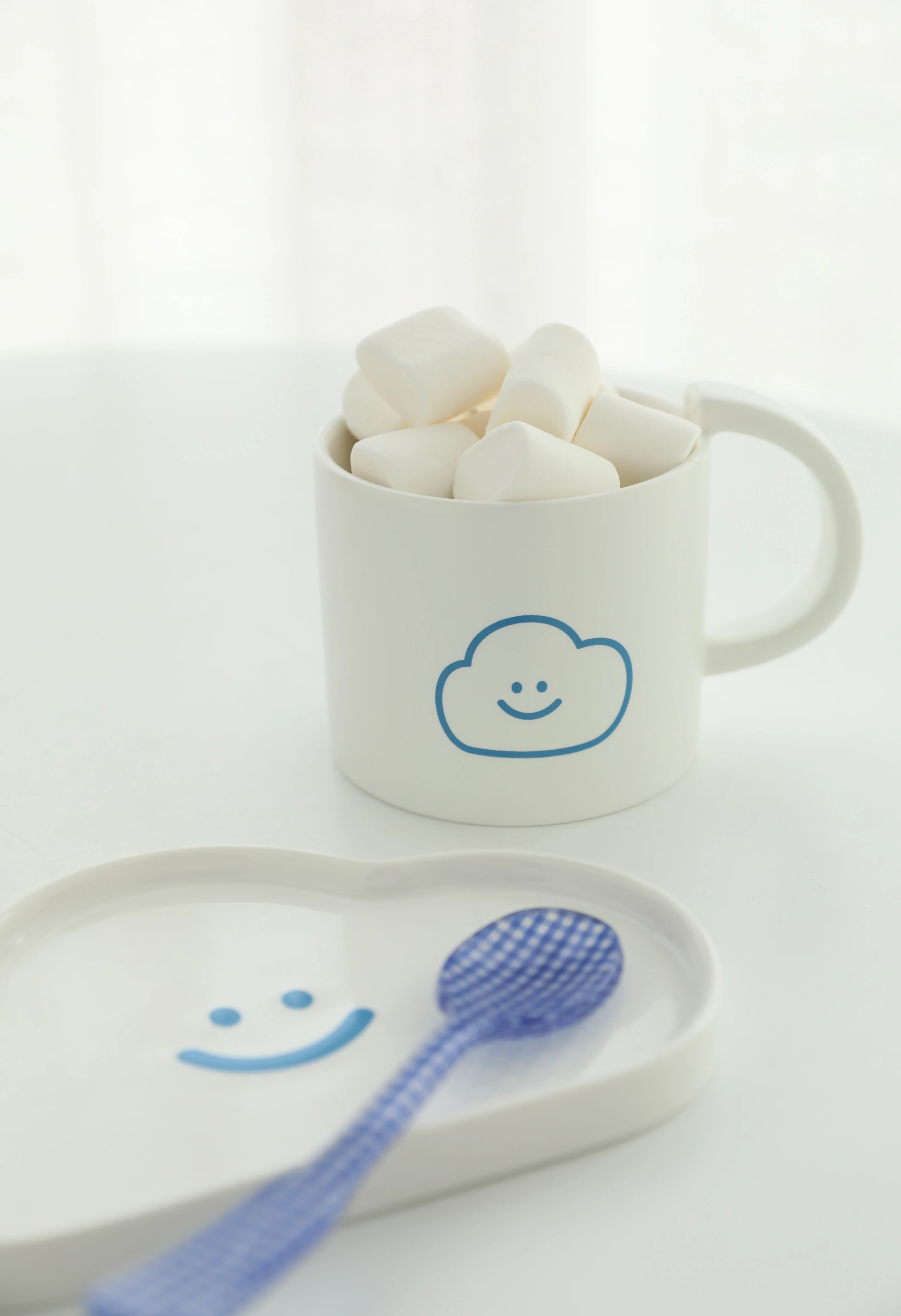 

Soft Puff Puff Little Cloud Healing Heart Super Cute Ceramic Cup Plate Combination