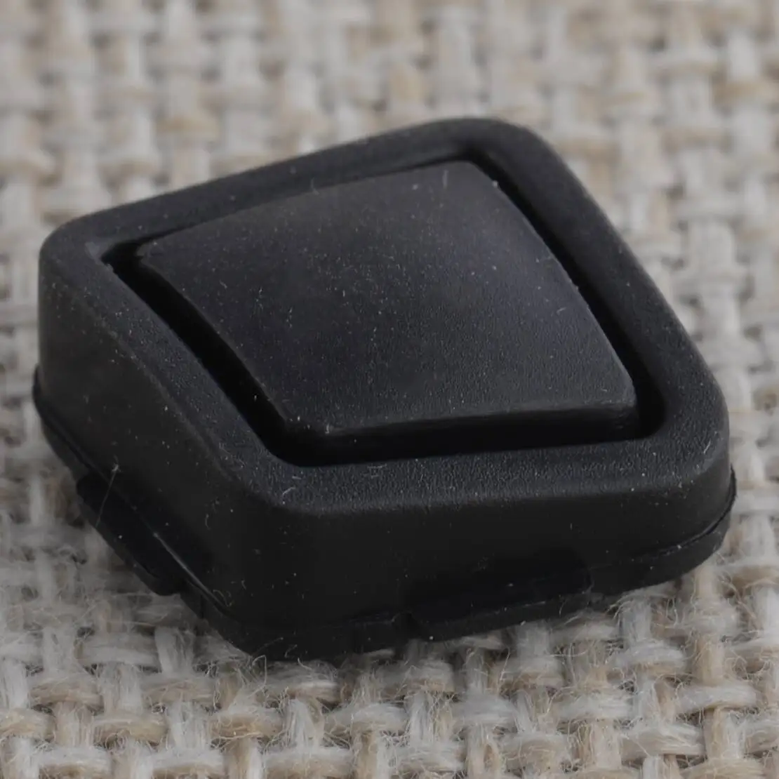 2207600570 Left Exterior Handle Go Door Keyless Lock Button Rubber Black fit for Benz CLK CLS E GL ML R CL SL S Class