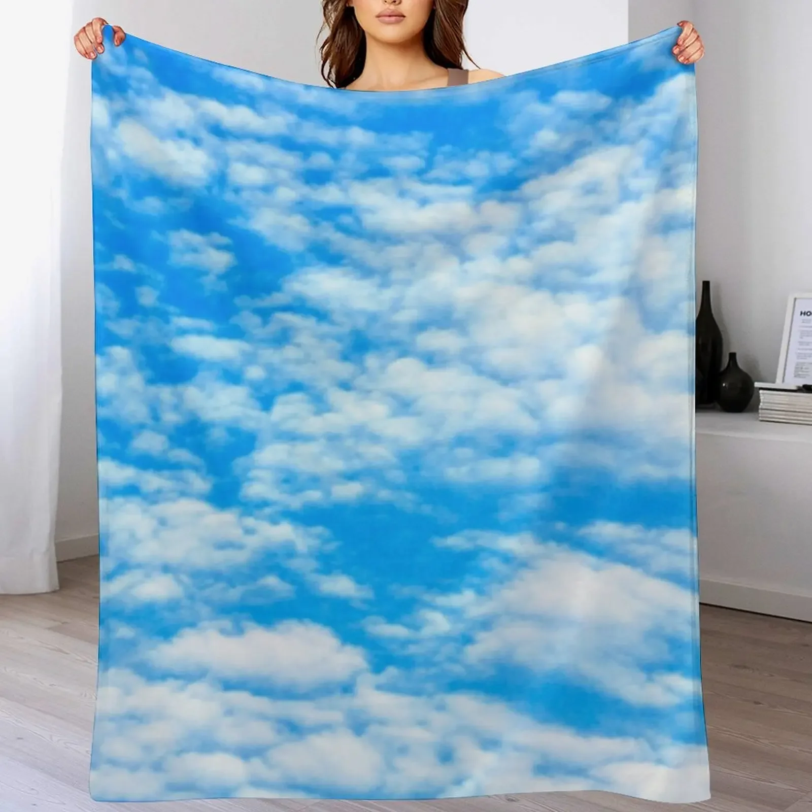 New Cloudy Day Throw Blanket Soft Breathable Blanket for Night Sleeping