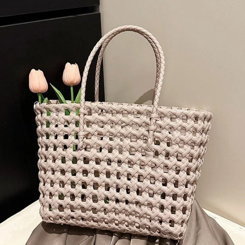 

Fashionable Leather Handbag With Classic Silhouette For Women, Luxury Brand By Famous Designer