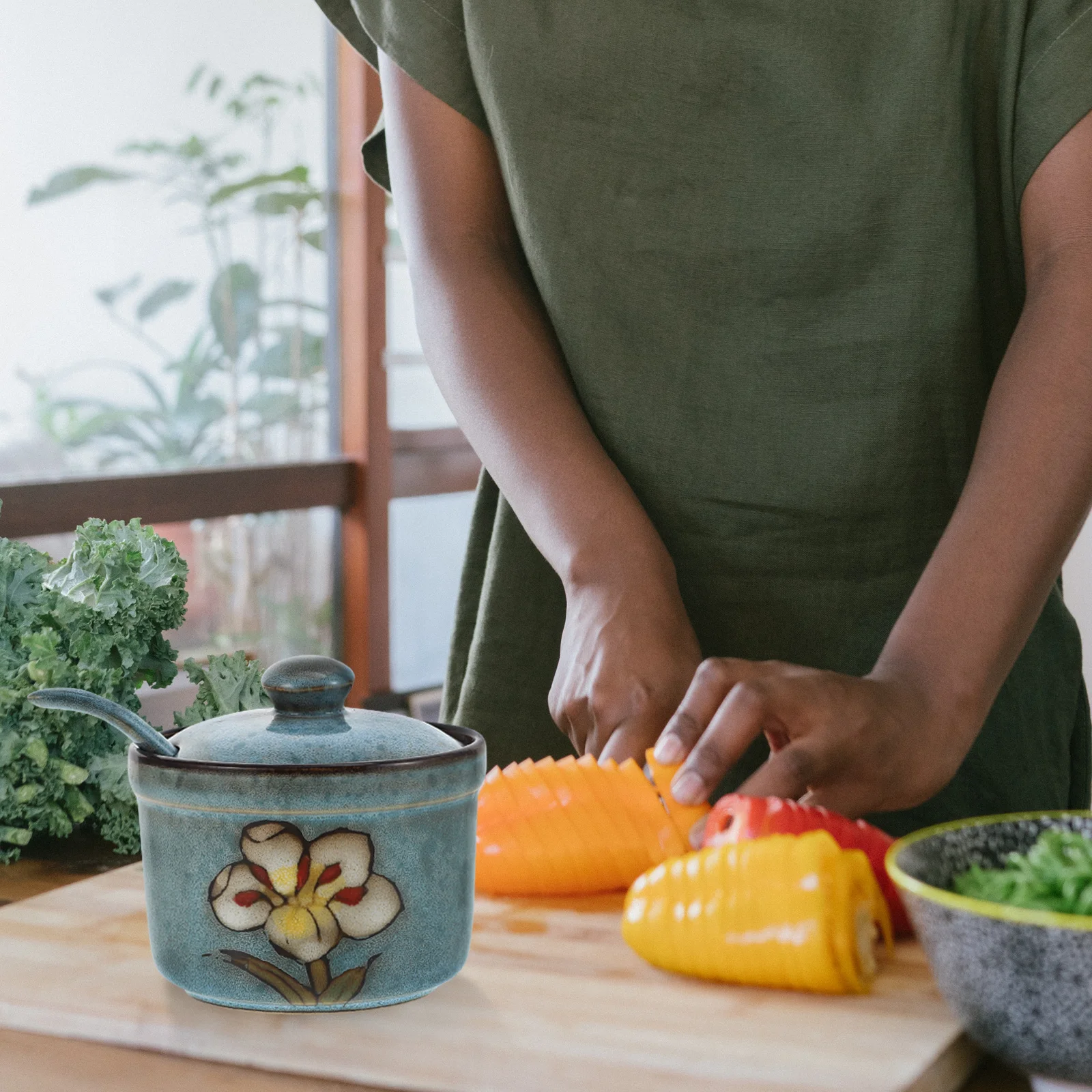 

1Set Seasoning Jar Multi-Function Retro Kitchen Spice Canister Storage Container Lid Household Salt Pepper Sugar Holder