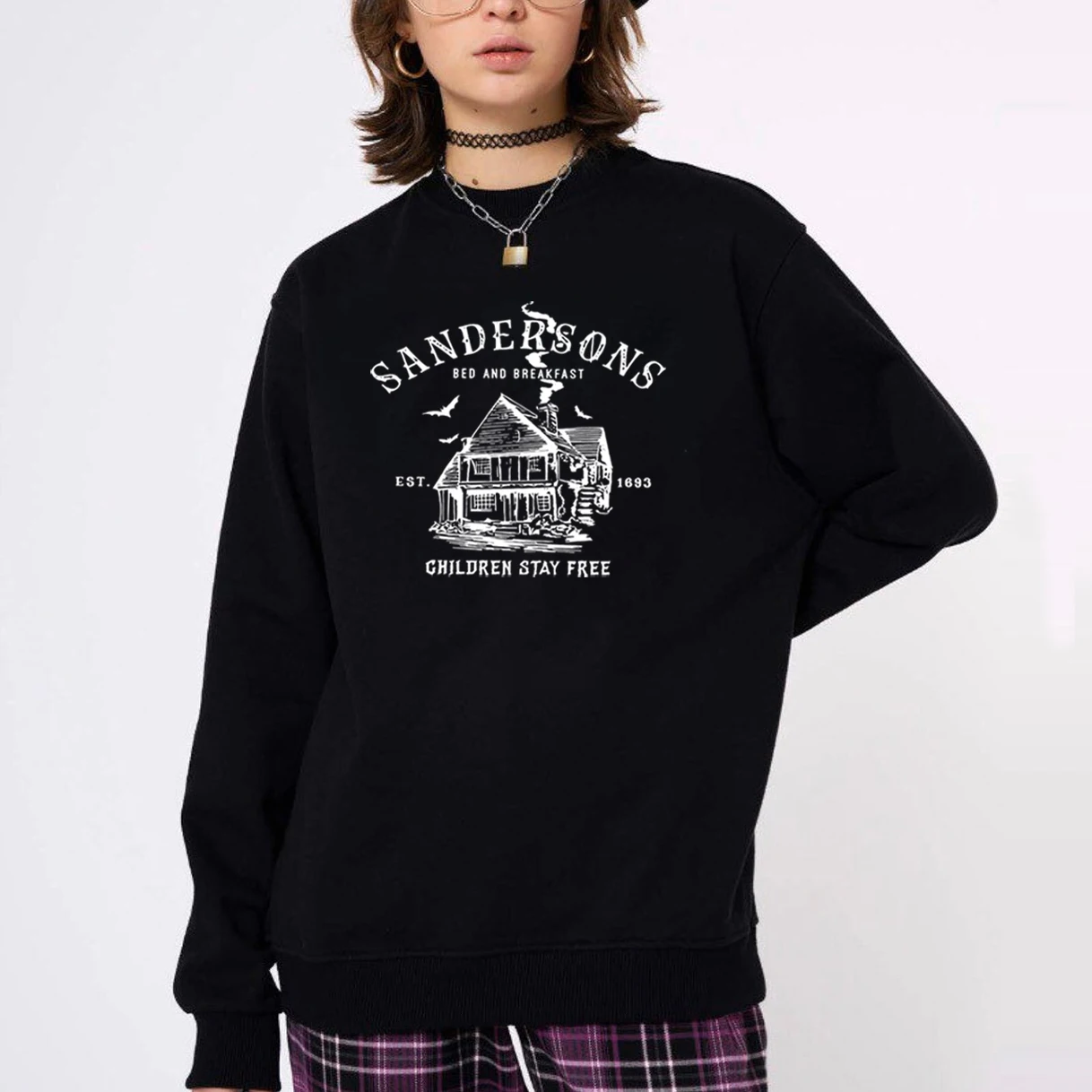 Sandersons Hotel Sweatshirt Witches Graphic Sweatshirt Halloween Sweater Fall Sweater Witches Sweatshirt Party Halloween Top