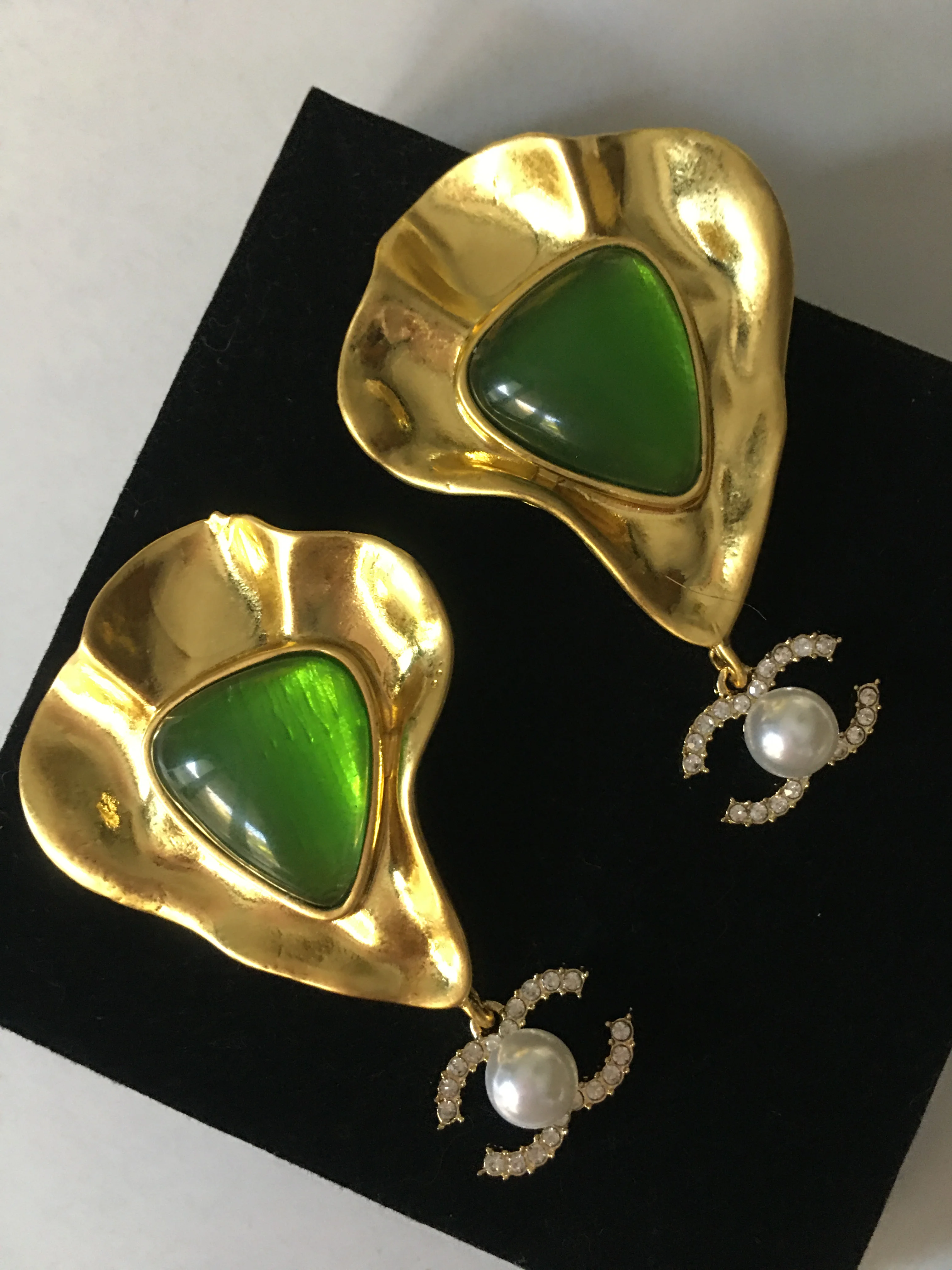 4*6.5cm شعبية الفرنسية الرجعية مزاجه الفاخرة تصميم الشعور هندسية الشكل قلادة الأقراط المألوف الملكة نمط القرط