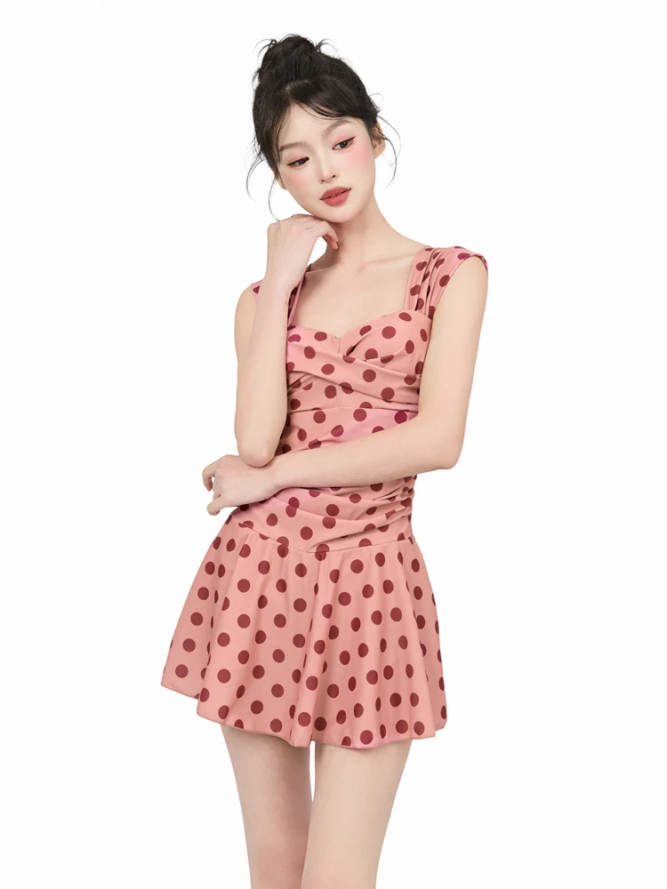 Conservative Retro Polka Dot  Swimsuit Women's Summer 2026 New Style Beach Vacation Thermal Spa Slimming Effect