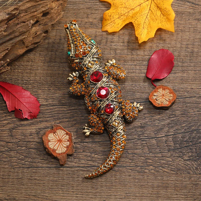 Classic Brown Crocodile Animal Men Pendant Brooch Pin Rhinestone Crystal Gifts