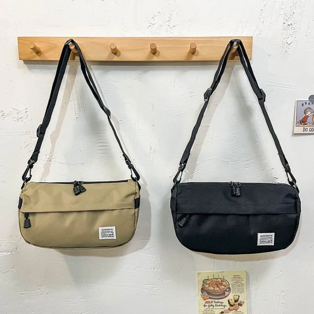 

Casual Oxford Cloth Sports Crossbody Bag Large Capacity Waterproof Nylon Shoulder Bag Minimalist Patchwork Fitness Pouch Travel