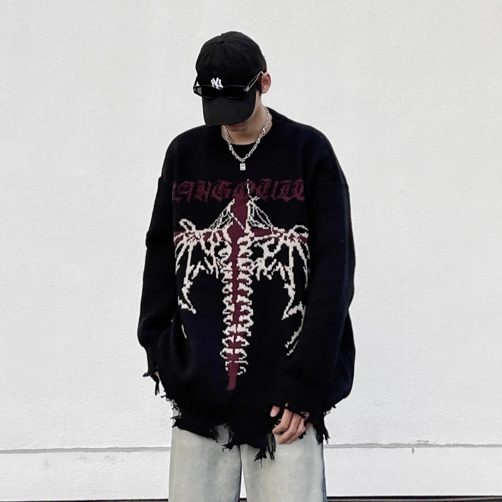 

Мужской модный свитер свободного кроя с длинными рукавами и круглым вырезом, вязаный, в американском ретро-стиле, с вышивкой, больших размеров, осенне-зимний