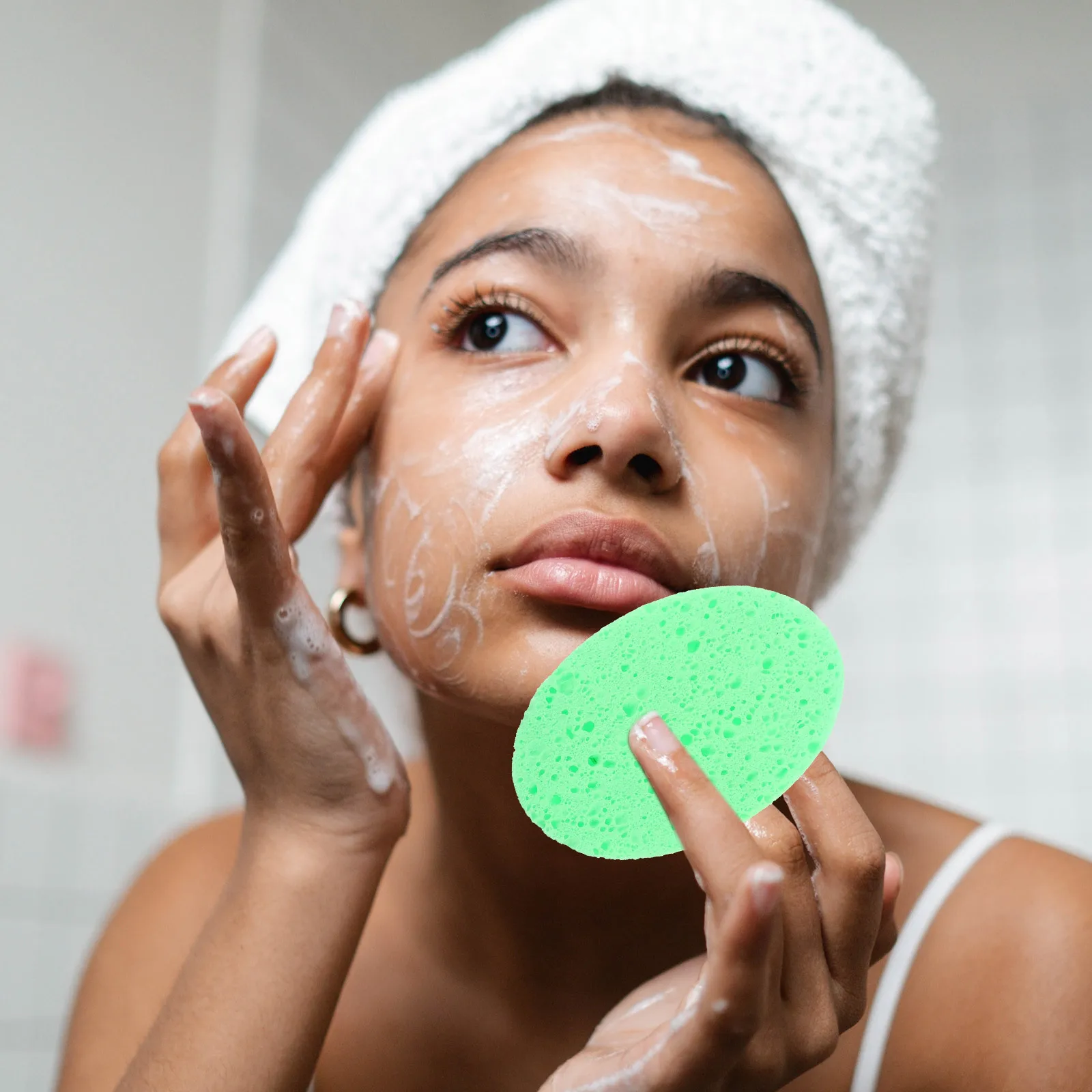 12 قطعة من إسفنجات الوجه البيضاوية القابلة لإعادة الاستخدام، آمنة وصديقة للبشرة للاستخدام اليومي، إسفنجة تقشير للوجه