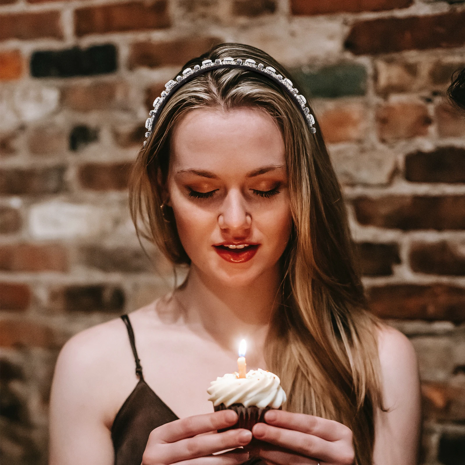 

Обручи на голову со стразами, легкие аксессуары с блестящими кристаллами, женский головной убор, повседневное использование, вечерние женские головные уборы для танцев