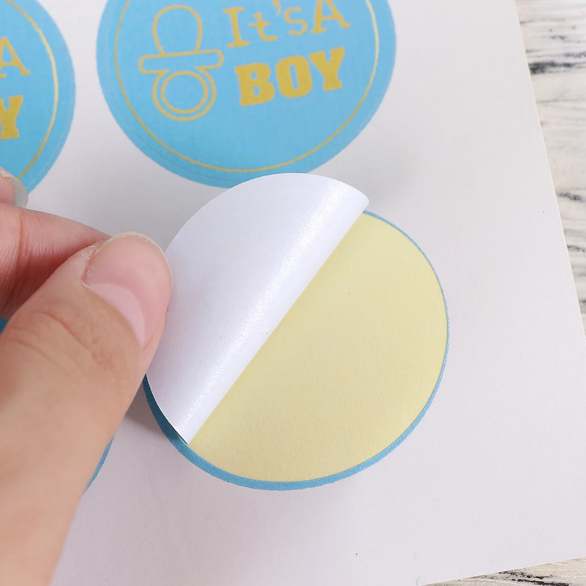 

120 Pcs Self Adhesive Circle Stickers Waterproof Envelope Sealing Baby Shower Gift Round Labels Kids Party Decorations