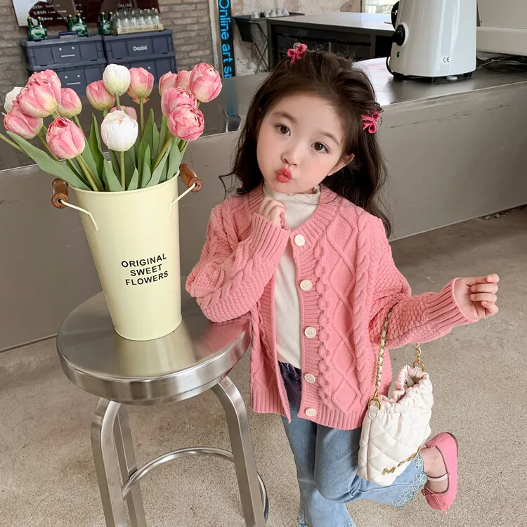 Girls Sweater Coat Spring and Autumn 2024 New Baby Girls Twist Sweater Knitted Cardigan Autumn Clothing Korean Simple Style