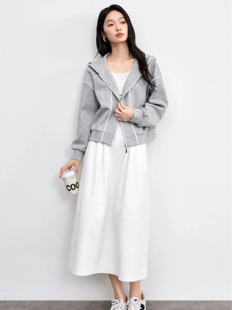 SENTUBILA Woman Hooded Short Jackets 2025 Autumn Sports Loose Long Sleeved Coats Color Contrasting Casual Outerwear 153WG8813