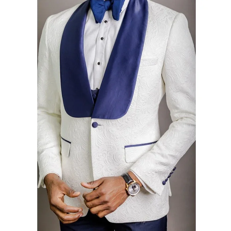 

Ivory Pattern Men Suits Slim Fit Groom Tuxedos Shawl Satin Groomsmen For Wedding Blazer 3 Pcs Fashion Jacket Pants Vest 2024