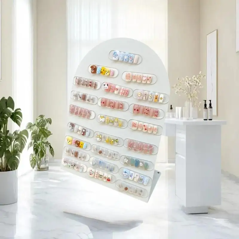 Neue Nail Art Display-Platte mit hochwertigen Acryl-Farbproben; Magnetische Spitzentafel und nummerierte Aufkleber für den Salongebrauch