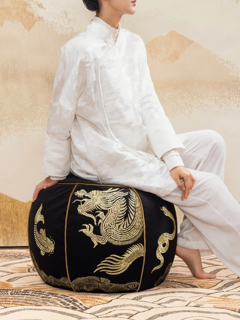 Removable and washable carpet pad foot pier embroidery household Chinese decorative stool
