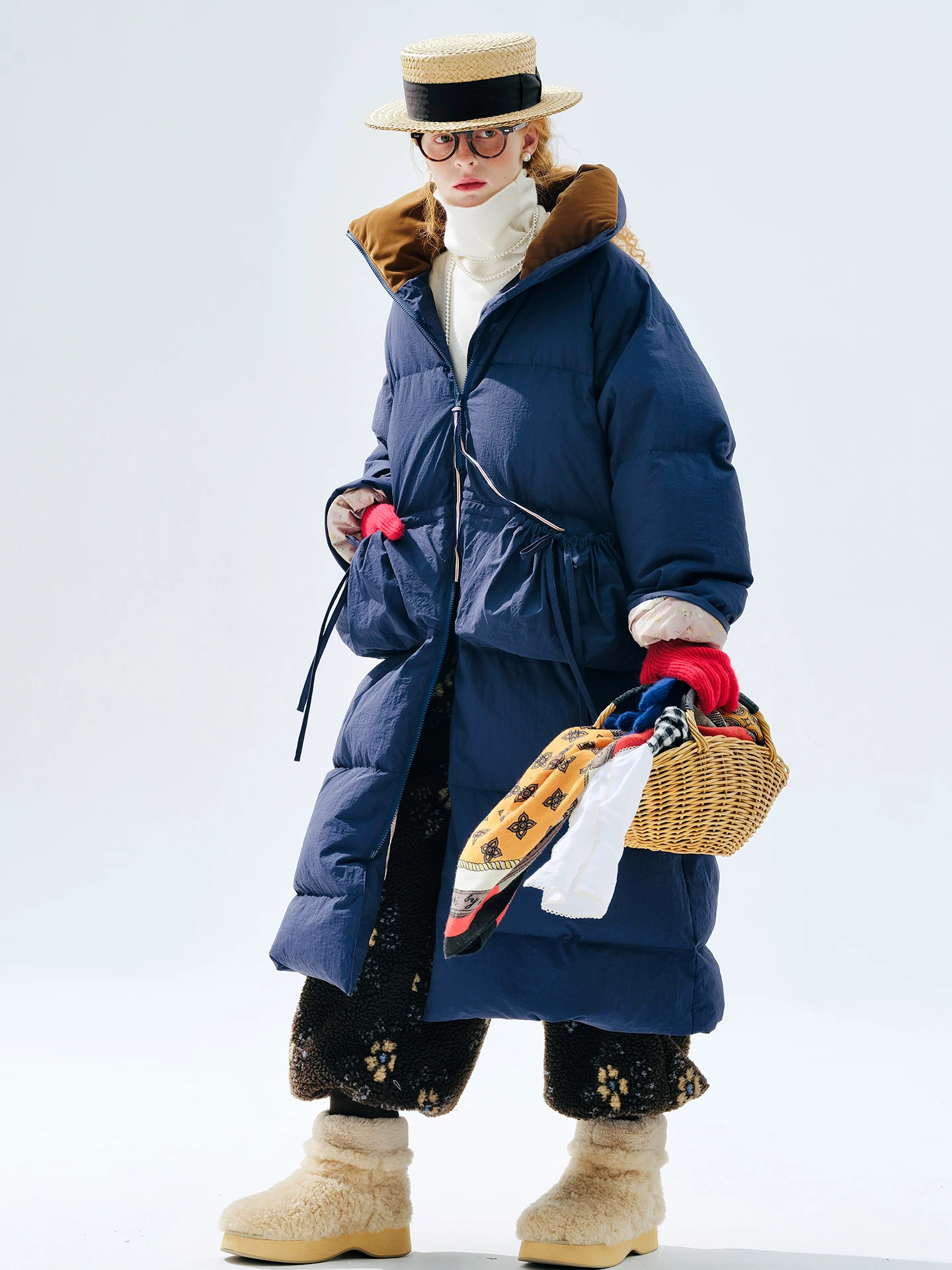 سترة طويلة باللون الأزرق الملكي - طول أسفل، معطف شتوي سميك ودافئ من ريش البط الأبيض للنساء 255258