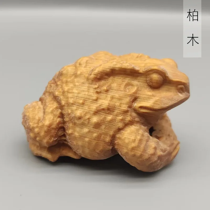 Cypress Wood Carving Golden Toad Decoration Ornaments Specification 7*5.8*4.2Cm Hand Pieces Book Desktop Craft Wholesale