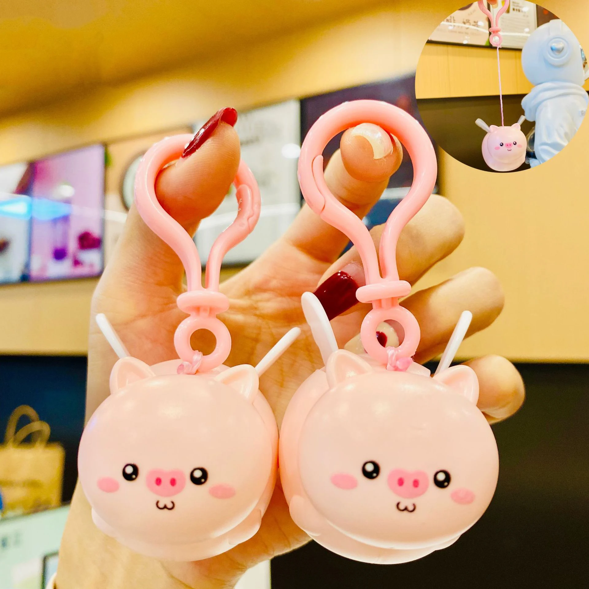 Novelty Funny Cute Pull String Flying Chubby Pig Toy Keychain Pendant Cartoon Kids Birthday Gifts Chubby Pig Backpack Pendant