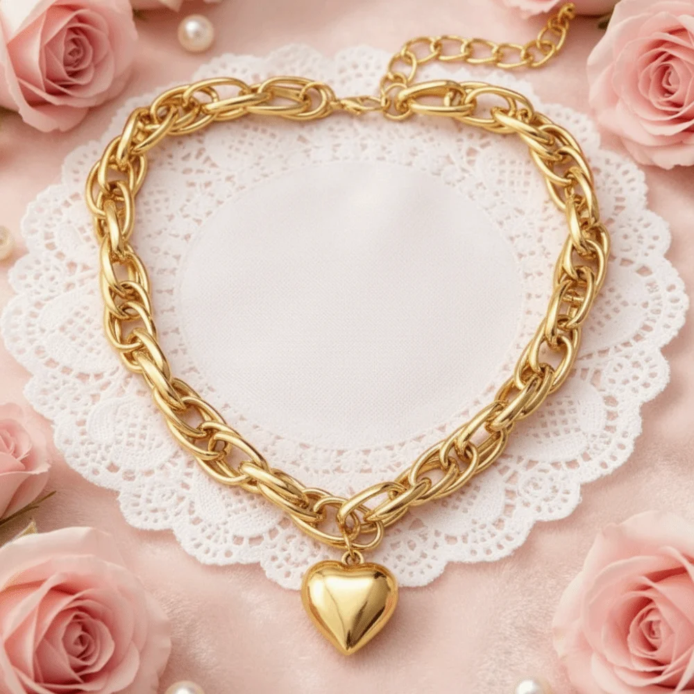 Ornament Metal Heart Pendant Necklace Large Chain Hollow Out Thick Necklace Vintage Elegant Exaggerated Necklace Gothic