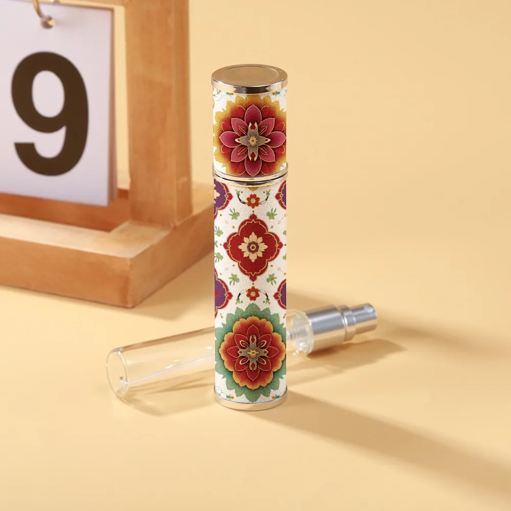 10ml Mini Perfume Bottle PU Leather Essential Oil Alcohol Spray Rotating Bottle Spray Atomizer Bottle Refillable