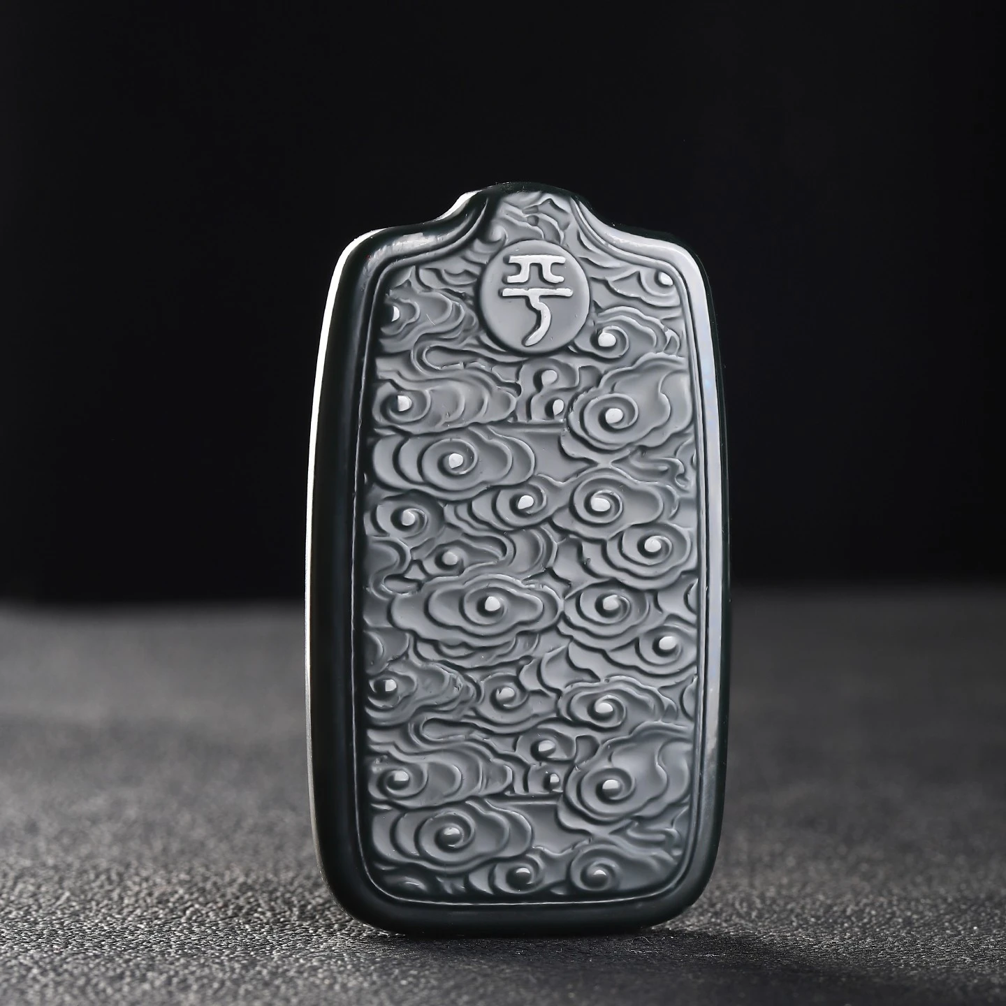 China Nephrite Stone Green Jade Cloud Pattern Pendant Necklace Men Women Certified Jewelry Hetian Jade Lucky Charm Amulet